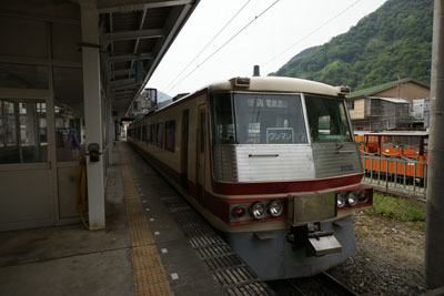 toyama-chitetsu-201205-4.jpg